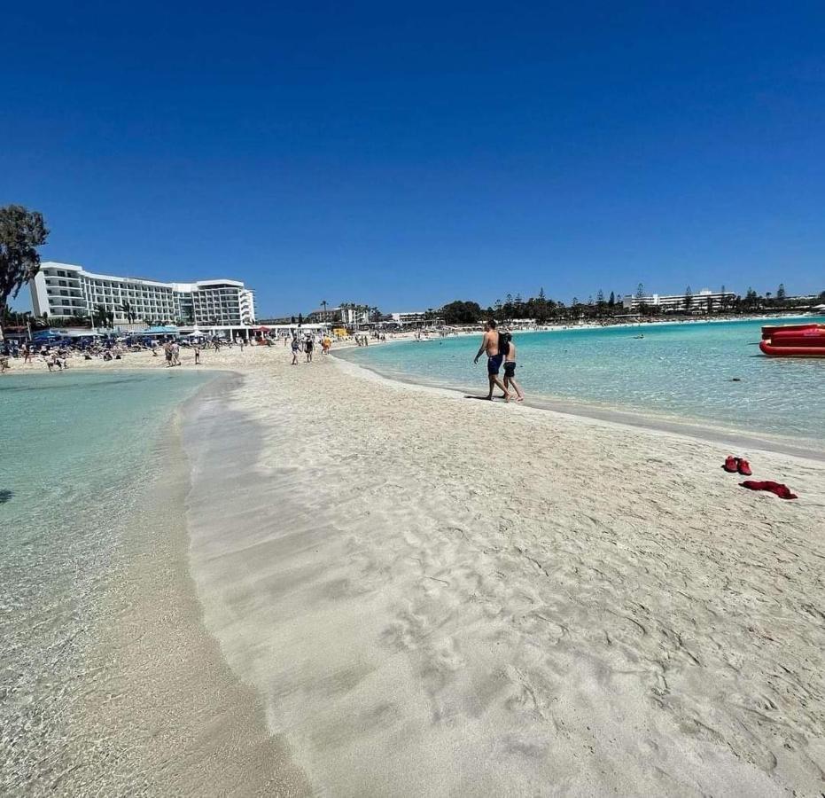 Nissi Golden Sands Sea View 2 Bedroom Apartment ไอยานาปา ภายนอก รูปภาพ
